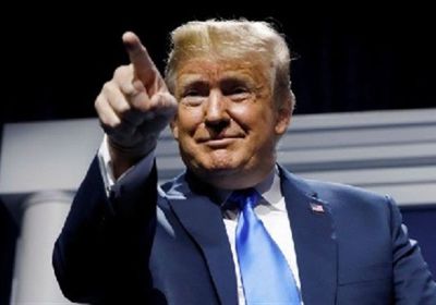 ترامب يعفو عن ضباط متهمين بارتكاب جرائم حرب