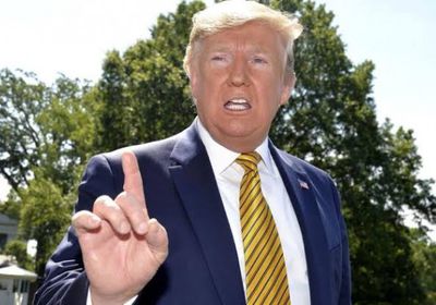 ترامب يطالب المحكمة العليا بمنع تنفيذ حُكم السجلات الضريبية