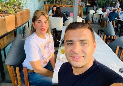 رامي صبري ينشر صوته بصحبة زوجته