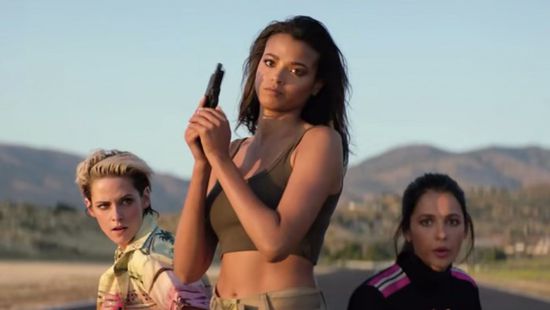 فيلم Charlie&rsquo;s Angels يتصدر إيرادات شباك التذاكر المصري