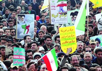 ارتفاع ضحايا احتجاجات إيران إلى 11 قتيلًا والسلطات تقطع الإنترنت