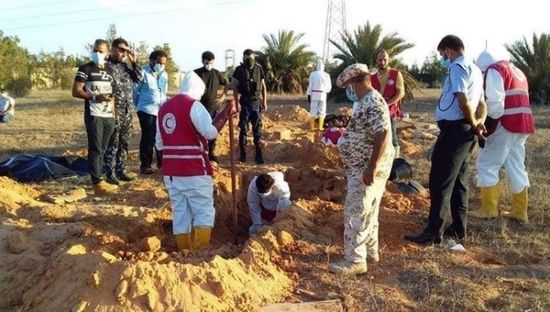 الجيش الوطني الليبي يعثر على مقبرة جماعية تضم أطفالًا ومرتزقة جنوبي طرابلس