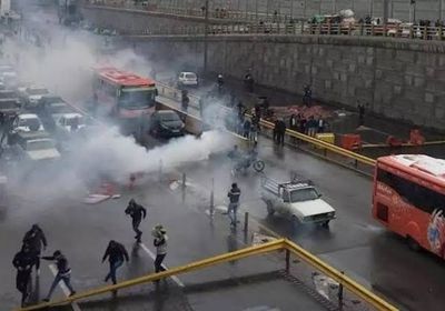 مسؤول إيراني يعترف بإطلاق الرصاص الحي على المتظاهرين