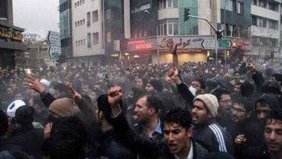 مظاهرات طهران تزيح الغطاء الإيراني عن مليشيات الحوثي في صنعاء