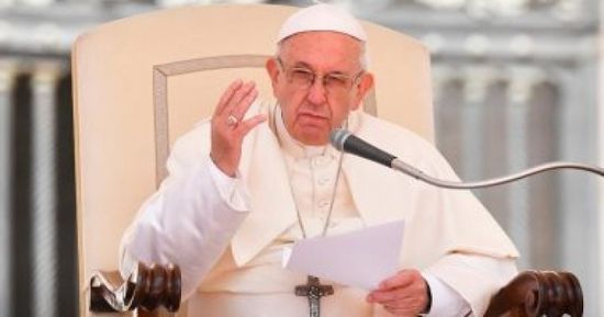 بابا الفاتيكان: اتساع الفجوة المتنامية بين الفقراء والأغنياء " أمر مؤسف"