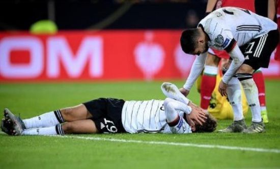 فالدشميت يتعرض لإصابات متعددة خلال مباراة ألمانيا مع بيلاروس
