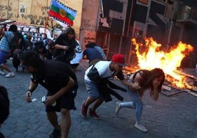 الرئيس التشيلي يدين انتهاكات الشرطة مع المتظاهرين