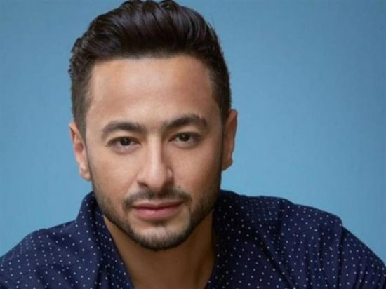 حمادة هلال يروج لحفله المقبل في بورسعيد