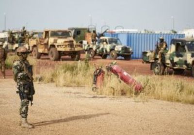 مقتل 24 جنديا وإصابة 29 آخرين في هجوم على دورية عسكرية بمالي