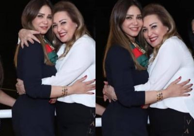 بالفيديو.. نهال عنبر تهنئ إيناس عز الدين بعيد ميلادها