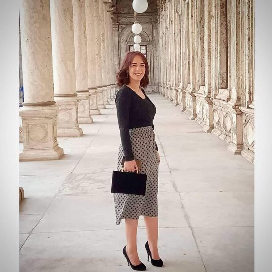 من داخل القلعة.. سارة درزاوي تخضع لجلسة تصوير جديدة (صور)