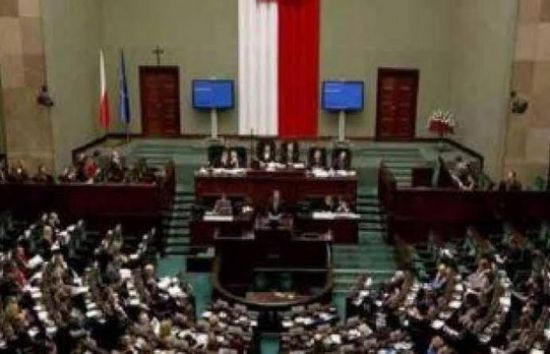 النواب البولندي يعطي ثقته في حكومة البلاد