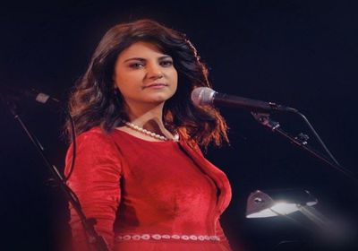 ياسمين علي تتألق بحفلها الأخير في كندا (صور)