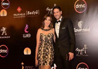 أحمد جمال سعيد يبعث رسالة حب لزوجته (صورة)