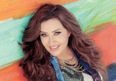 لطيفة تستعيد مع جمهورها ذكريات أغنية "مأفورها" (فيديو)