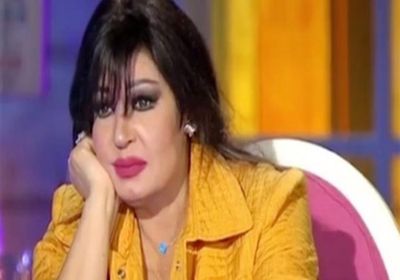 بعد رحيلها.. فيفي عبده تطلب من جمهورها الدعاء لشقيقتها 