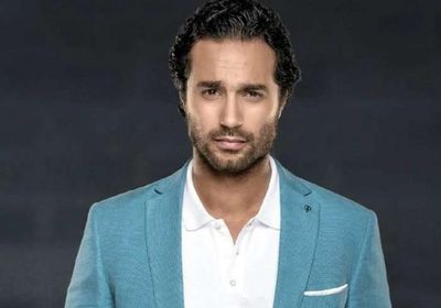 كريم فهمي يستعيد مع جمهوره ذكريات طفولته