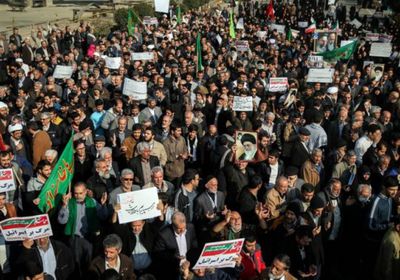 شاهد.. قوات الأمن الإيرانية تقمع تظاهرات الأحواز