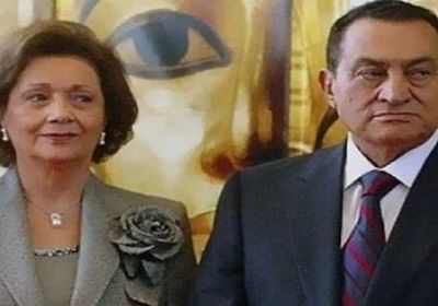 "سوزان مبارك" تشعل السوشيال ميديا لهذا السبب