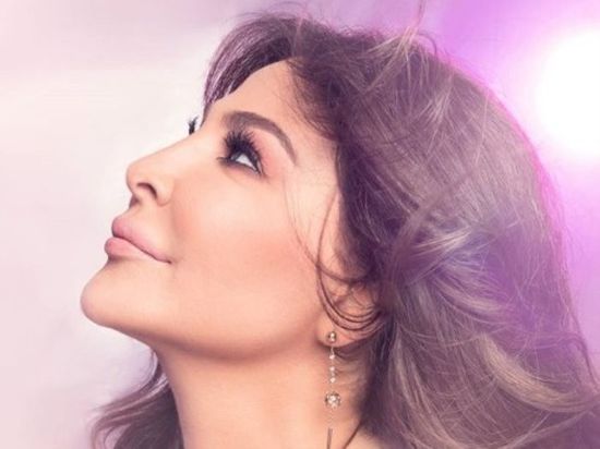 شاهد.. إليسا تطرح أغنية جديدة للثوار اللبنانيين