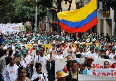 آلاف الكولومبيين يتجمعون مجددًا بالشوارع تنديدًا ضد الحكومة