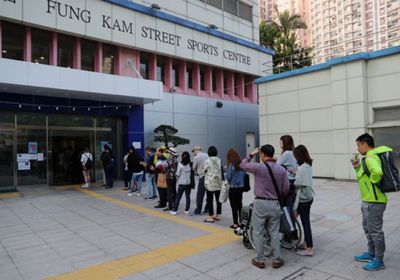 بالصور.. انطلاقة الانتخابات المحلية في هونج كونج بعد الاحتجاجات