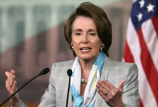 نانسي بيلوسي تطالب إيران بإعادة الإنترنت للبلاد فورًا