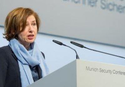 فرنسا: قاعدتنا البحرية فى أبوظبي مهمة لتأمين مياه الخليج