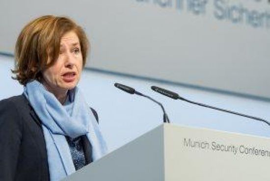 فرنسا: قاعدتنا البحرية فى أبوظبي مهمة لتأمين مياه الخليج