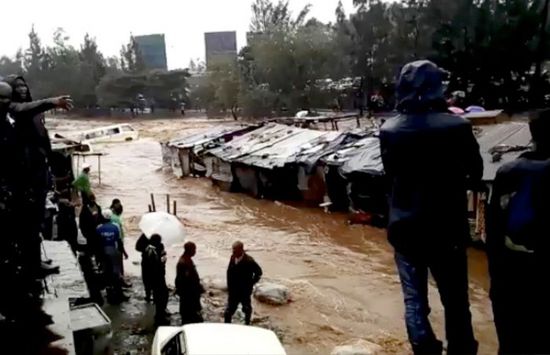 ارتفاع حصيلة ضحايا الأمطار الغزيرة فى كينيا إلى 60 قتيلًا