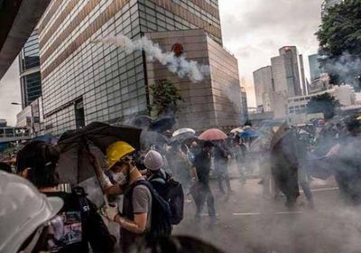 الصين تستدعي السفير الأمريكي للاحتجاج على تشريع يخص هونغ كونغ