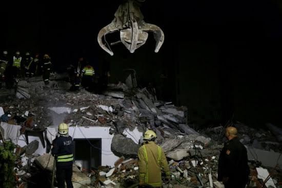 20 قتيلاً حصيلة ضحايا زلزال ألبانيا
