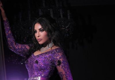 أحلام تقدم واجب العزاء في شقيق عبدالمجيد عبدالله