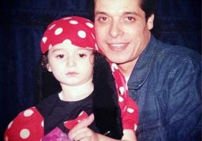 في ذكرى رحيله.. أغنية جديدة تجمع بين عامر منيب ونجلته مريم (فيديو)