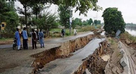 وفاة 34 شخصا وتشريد المئات بسبب الانهيارات الأرضية نتيحة الأمطار الغزيرة بالكاميرون