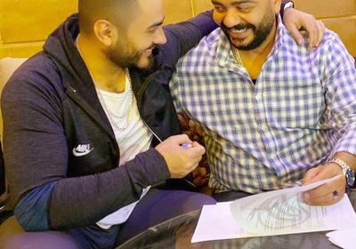 فيلم سينمائي يجمع تامر حسني بشقيقه لأول مرة