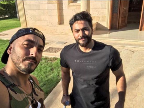 بالفيديو.. حسام الحسيني :تامر حسني هو مصباحي السحري