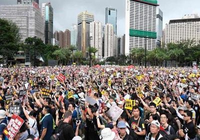 الصين تتوعد أمريكا من عواقب تشريع قانون يدعم محتجي هونغ كونغ