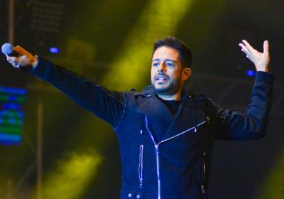 بالفيديو.. محمد حماقي يشعل مسرح حفله الأخير بالقاهرة