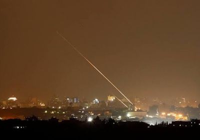 صفارات الإنذار تدوي في مستوطنات غلاف غزة عقب سقوط صاروخ