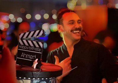 بالصور.. أحمد خالد صالح يحتفل بعيد ميلاده