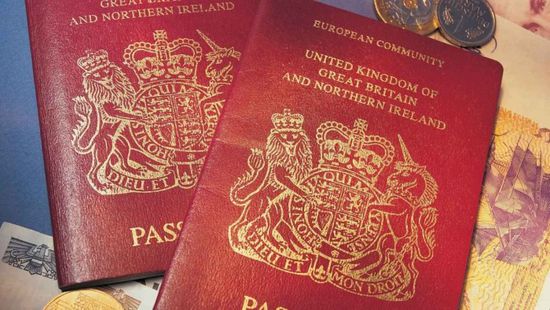 قصة بريطاني في سجون الحوثي.. عندما يكون "جواز السفر" أداة اتهام