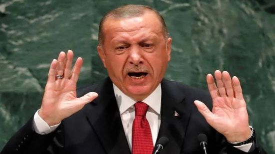 صحفي يكشف تفاصيل موقف غريب لـ"أردوغان"