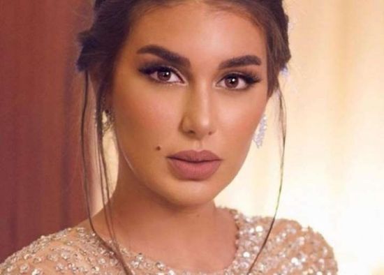 ياسمين صبري تهنئ ميسي بفوزه بالكرة الذهبية للمرة السادسة 