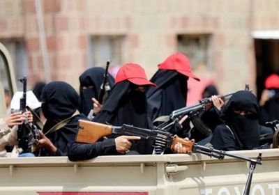 الشرق الأوسط: الزينبيات يقتحمن المنازل بحثاً عن معارضات للحوثي