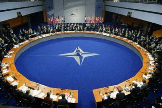 قادة الناتو يواصلون اليوم مناقشة التهديدات العسكرية للحلف