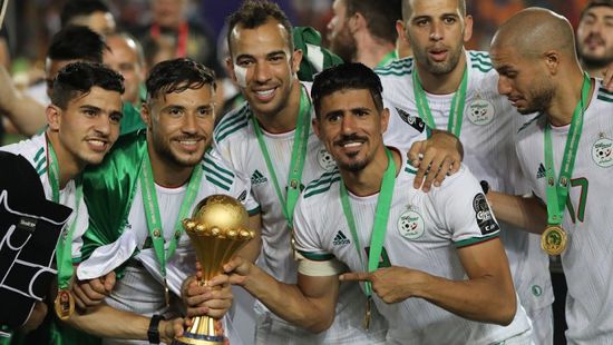الجزائر وتونس ضمن القائمة المختصرة لجائزة أفضل منتخب في القارة