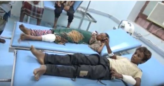 إصابة طفلين برصاص مليشيات الحوثي في المتينة بالحديدة (فيديو)