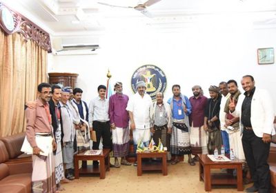 الزُبيدي يشدد على ضرورة رصد الخروقات المخالفة لاتفاق الرياض بشبوة