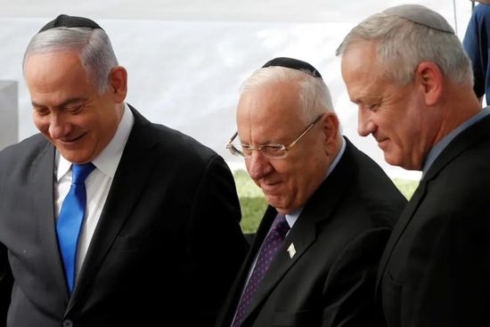 الرئيس الإسرائيلي يوبّخ نتنياهو وغانتس لفشلهما بتشكيل الحكومة